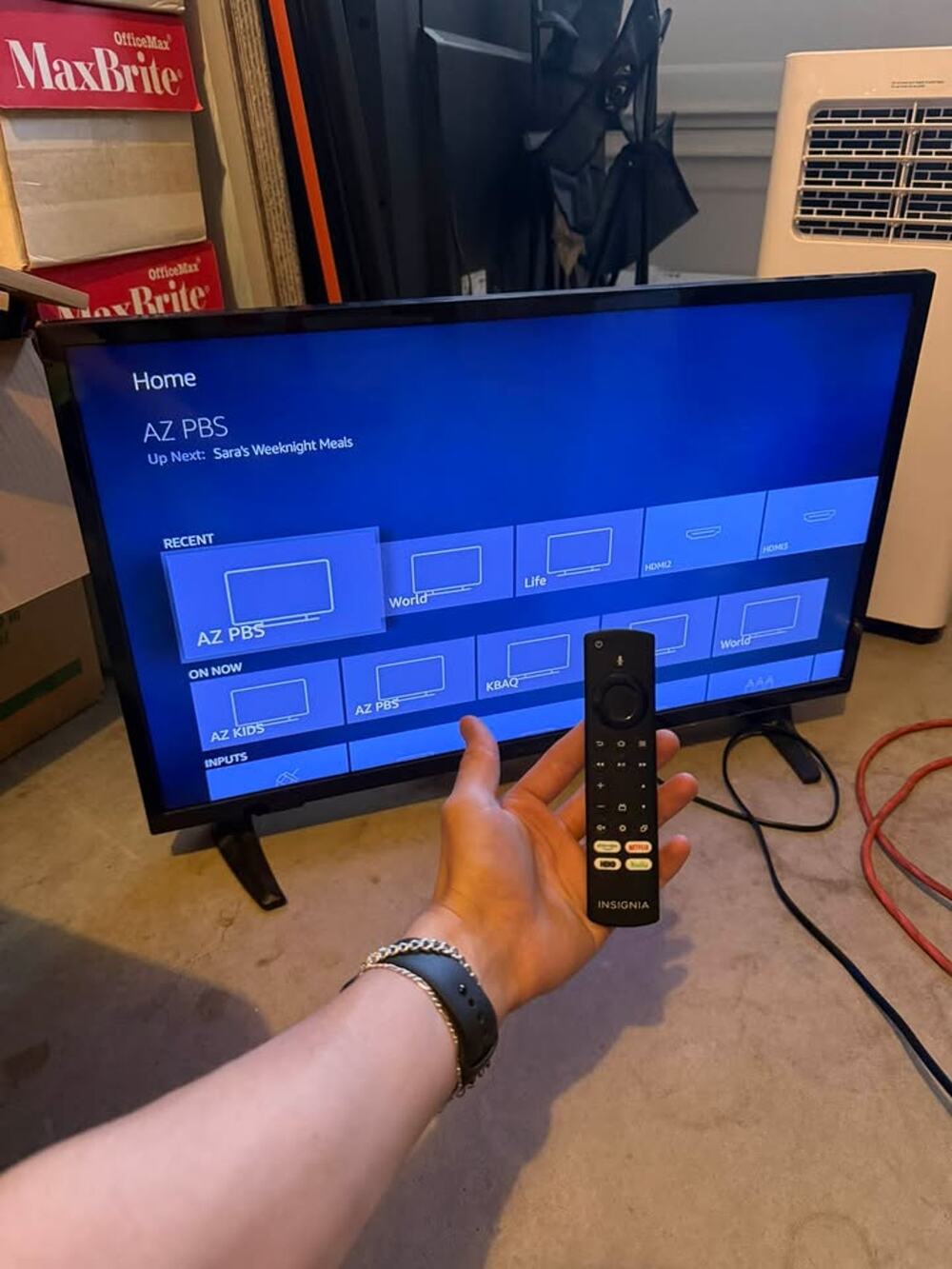 Insignia 32" Smart Fire TV NS-32DF310NA19
